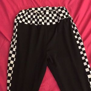 Checkered leggings